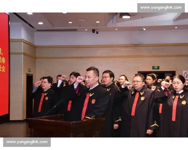 Lee 法官们:以正义之名继续前进 Lee 法官们:以正义之名继续前进