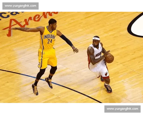 克罗地亚战警vs强敌巅峰对决全面解析与战术前瞻赛场走势深度剖析