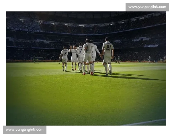 欧冠焦点战巴黎圣日耳曼与那不勒斯巅峰对决前瞻谁将掌控晋级主动权