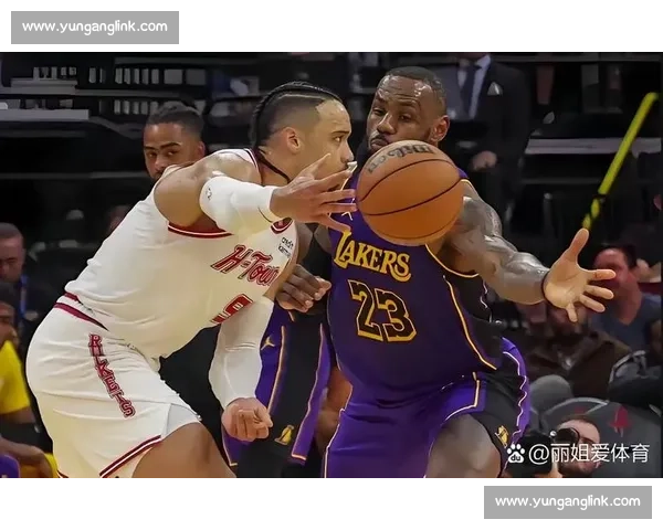 小牛鏖战太阳焦点对决西部强强碰撞胜负悬念拉满季后赛席位之争